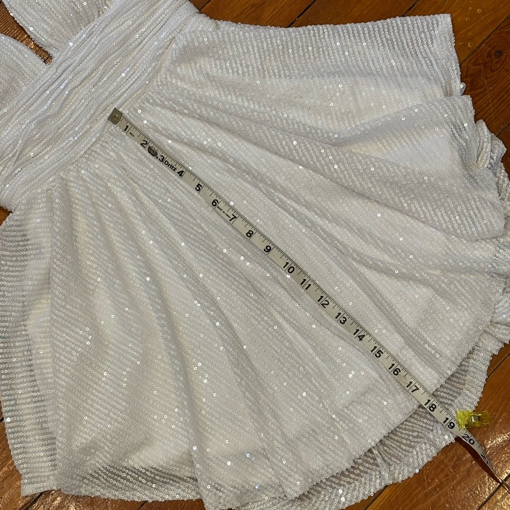 🎊🥂White Halter Dress size 2 NWOT Bridal Bachelorette - Picture 7 of 12